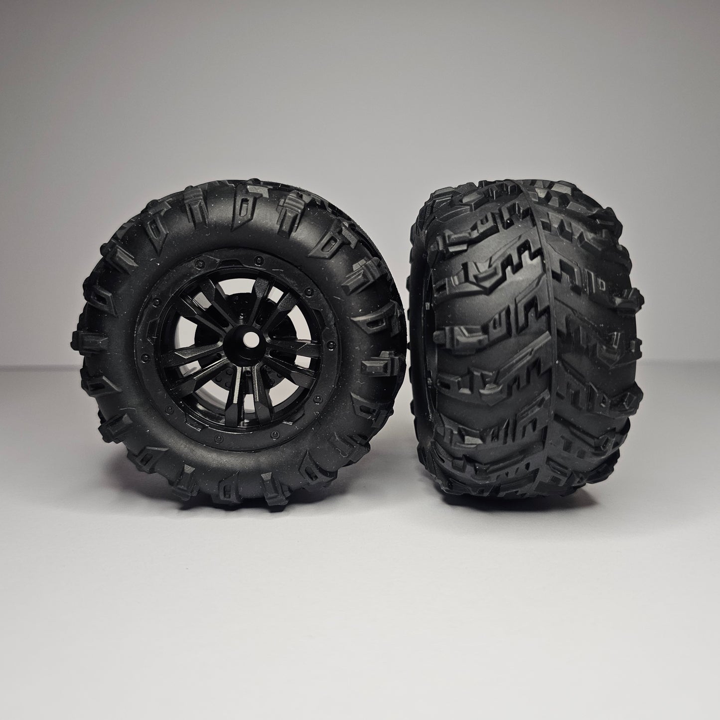 Гуми за RC коли Beast Pro&Max и SpeedChaser
